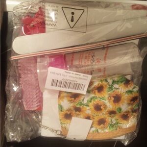 Sunflower Print Cosmetic Bag with Accessories